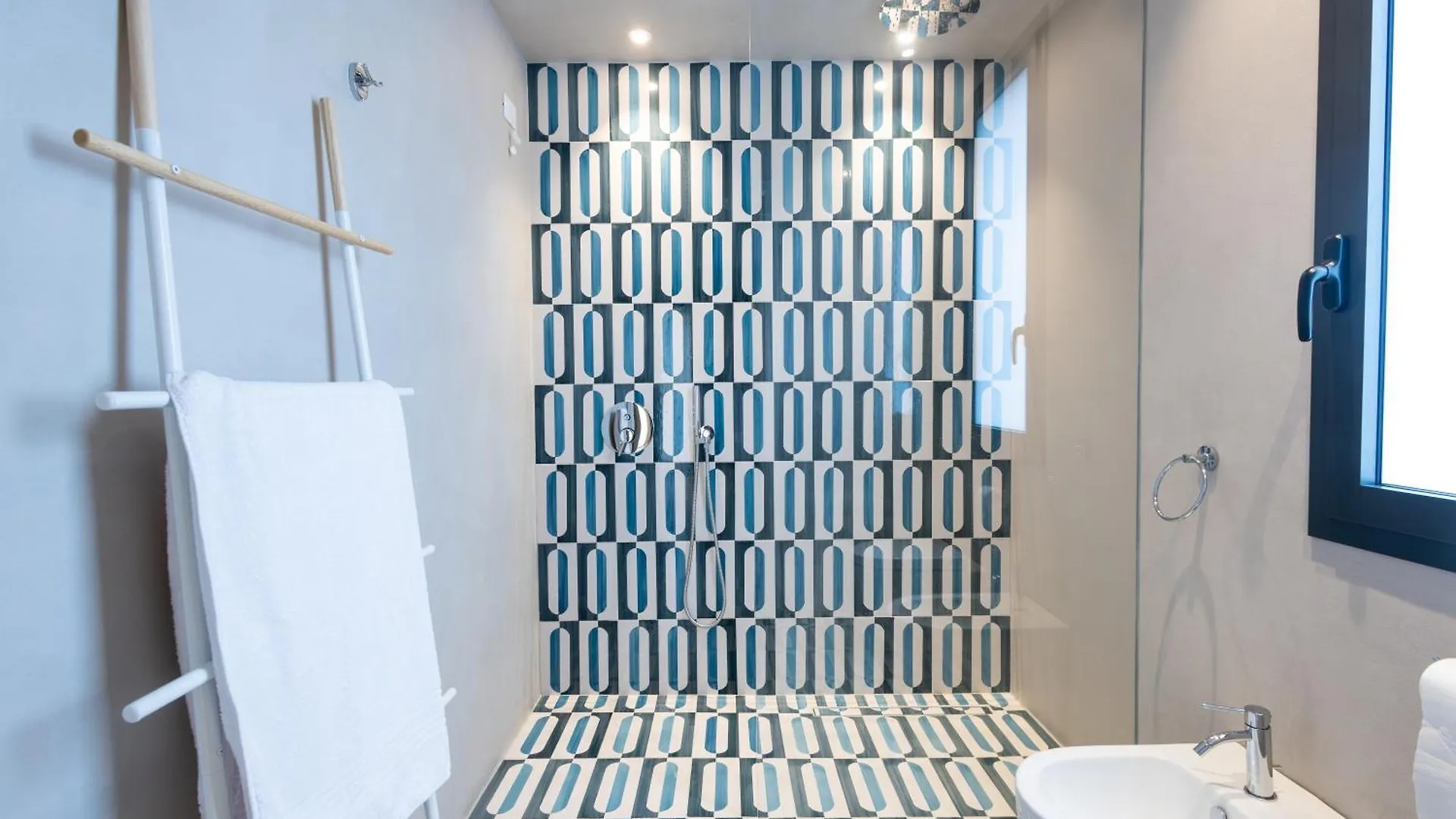 Oikos Rooms مارسالا بيت ضيافة