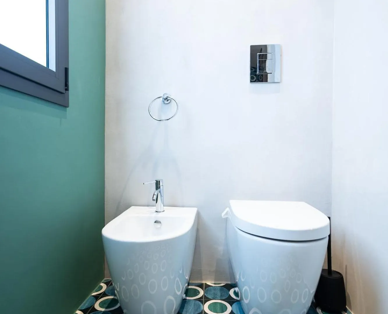 Oikos Rooms مارسالا
